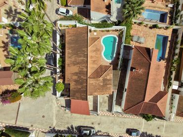 Chalet con balcón en venta en Monda