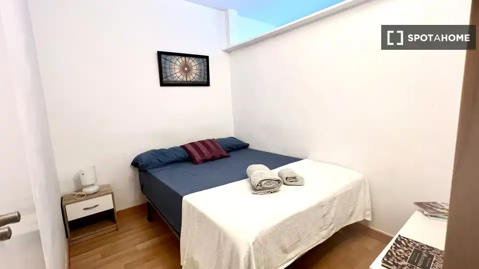 Habitación de Piso de alquiler en Barcelona con Aire acondicionado, Calefacción y Amueblado