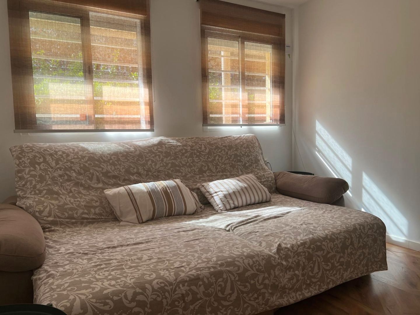 Habitación de Local en venta en  Madrid Capital con Alarma