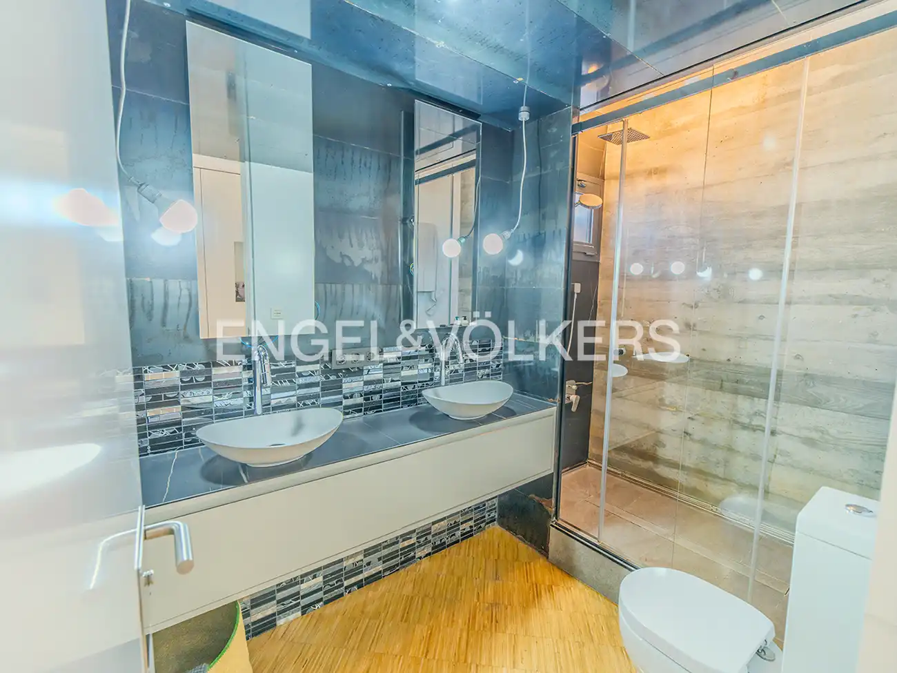 Badezimmer von Dachboden zum Verkauf in Elche / Elx mit Klimaanlage, Heizung und Terrasse