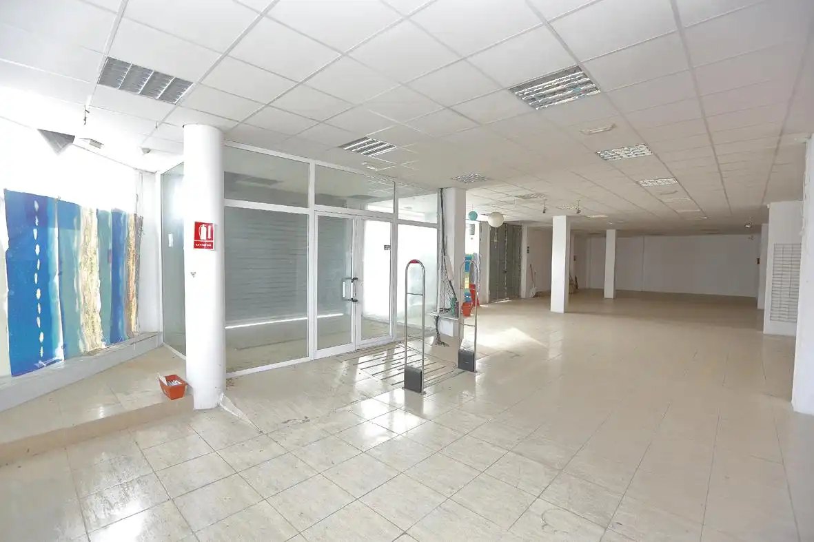 Local comercial en alquiler en Alcanar, imagen 5