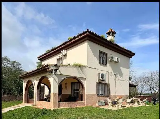 Exterior view of Houses for sale in Utrera  with Air Conditioner, Private garden and Storage room