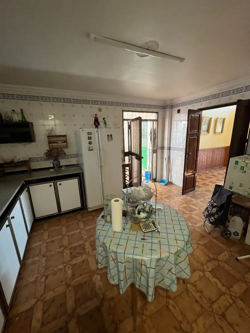 Cuina de Casa o xalet en venda en Villanueva del Ariscal amb Aire condicionat, Traster i Piscina