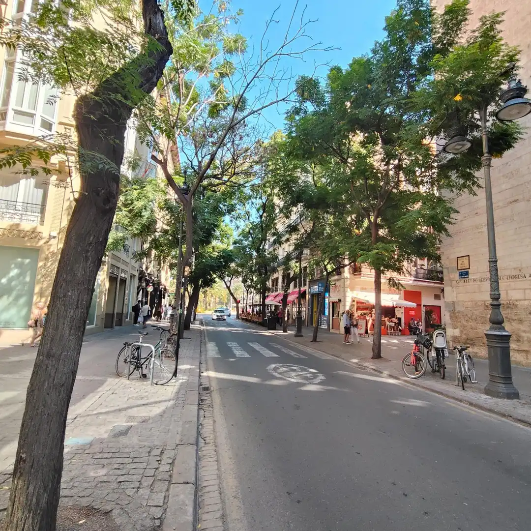 Vista exterior de Piso en venta en Ciutat Vella 