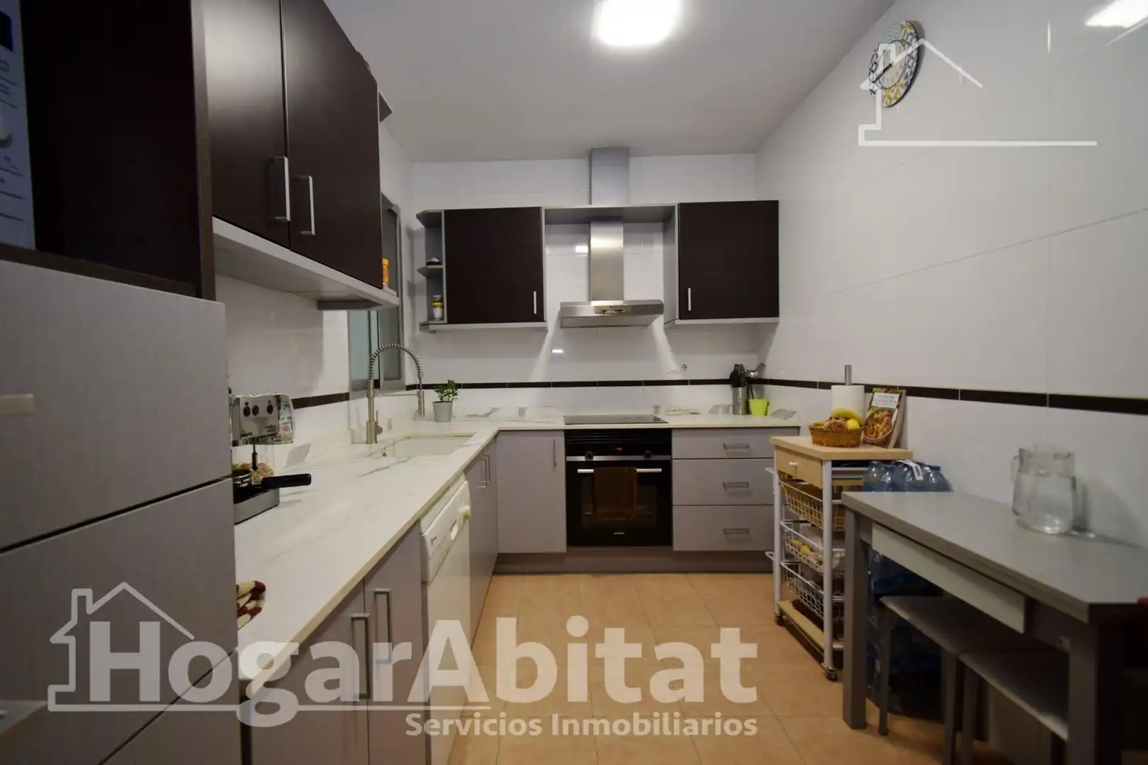 Kitchen of Flat for sale in Vilamarxant  with Air Conditioner, Terrace and Storage room