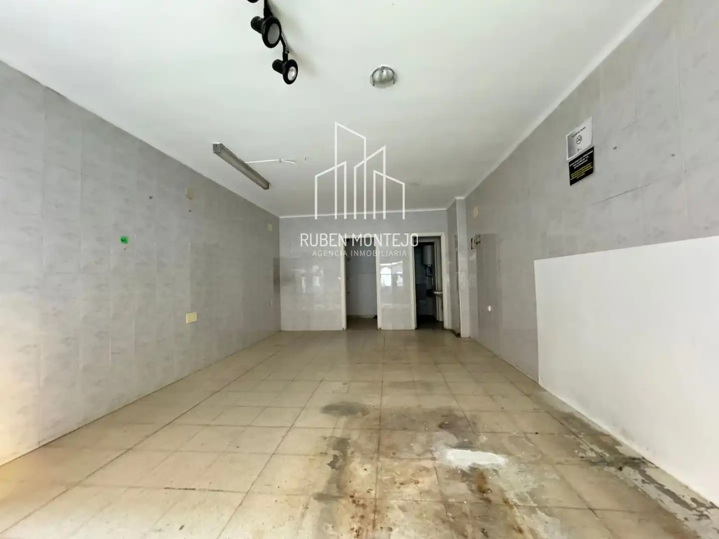 Local comercial de lloguer a Gomez Ulla, imagen 4