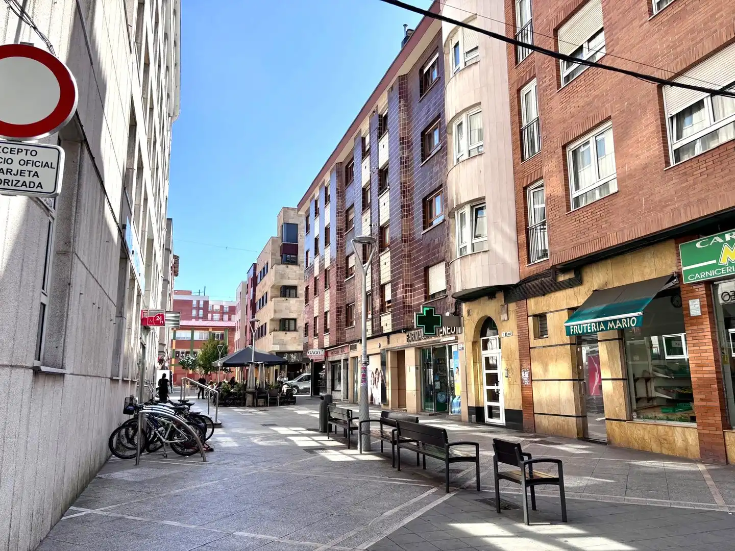 Vista exterior de Piso en venta en Gijón  con Calefacción, Parquet y Terraza