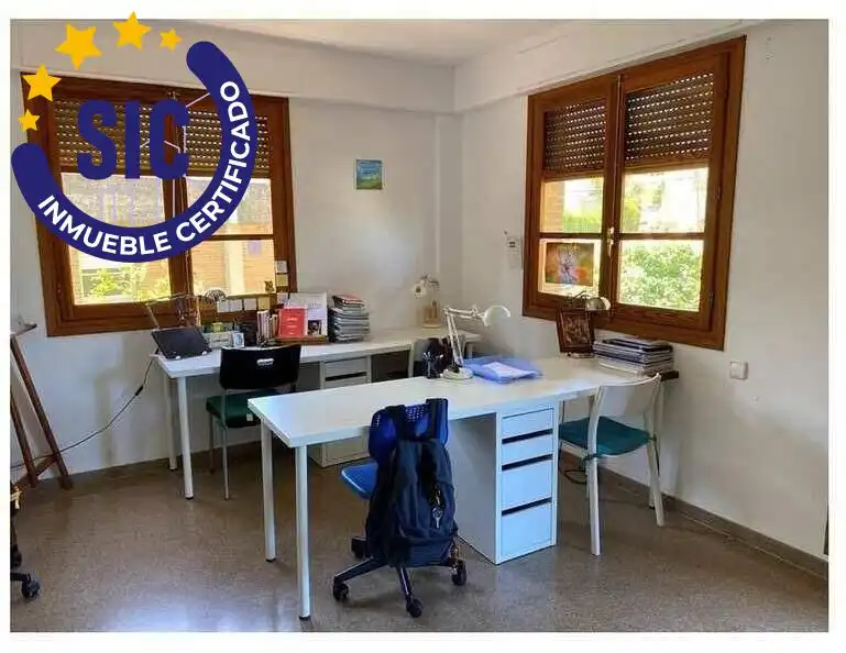 Houses for sale in Torrent  with Air Conditioner, Heating and Private garden