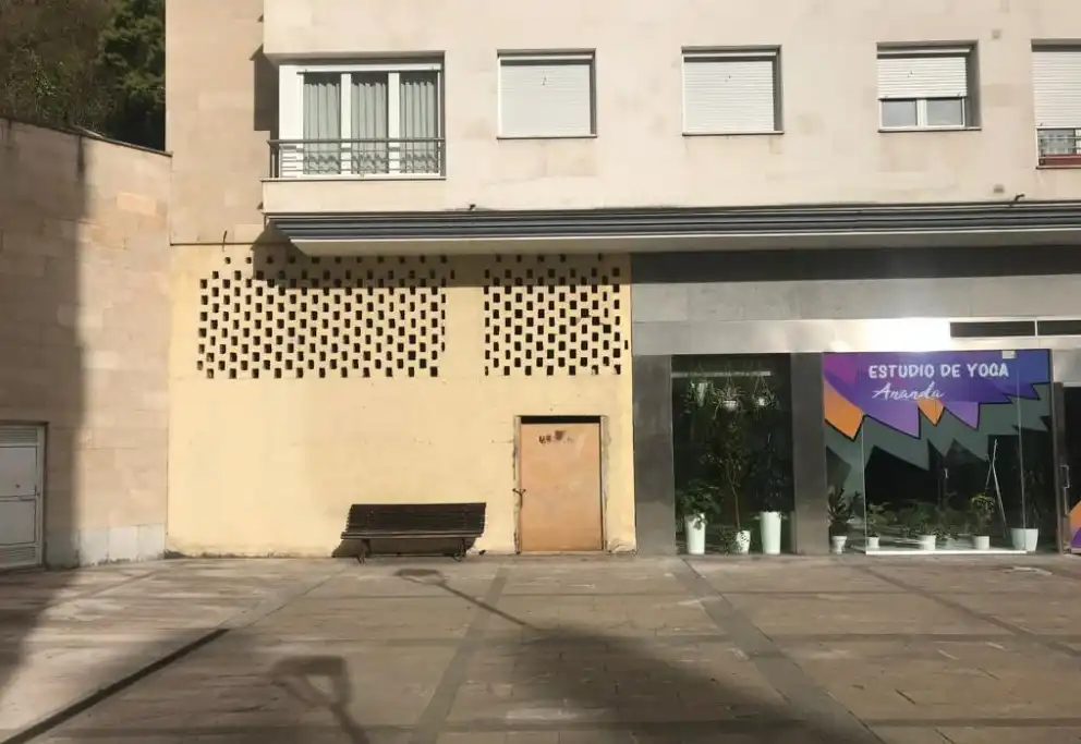 Vista exterior de Local en venda en Mieres (Asturias)