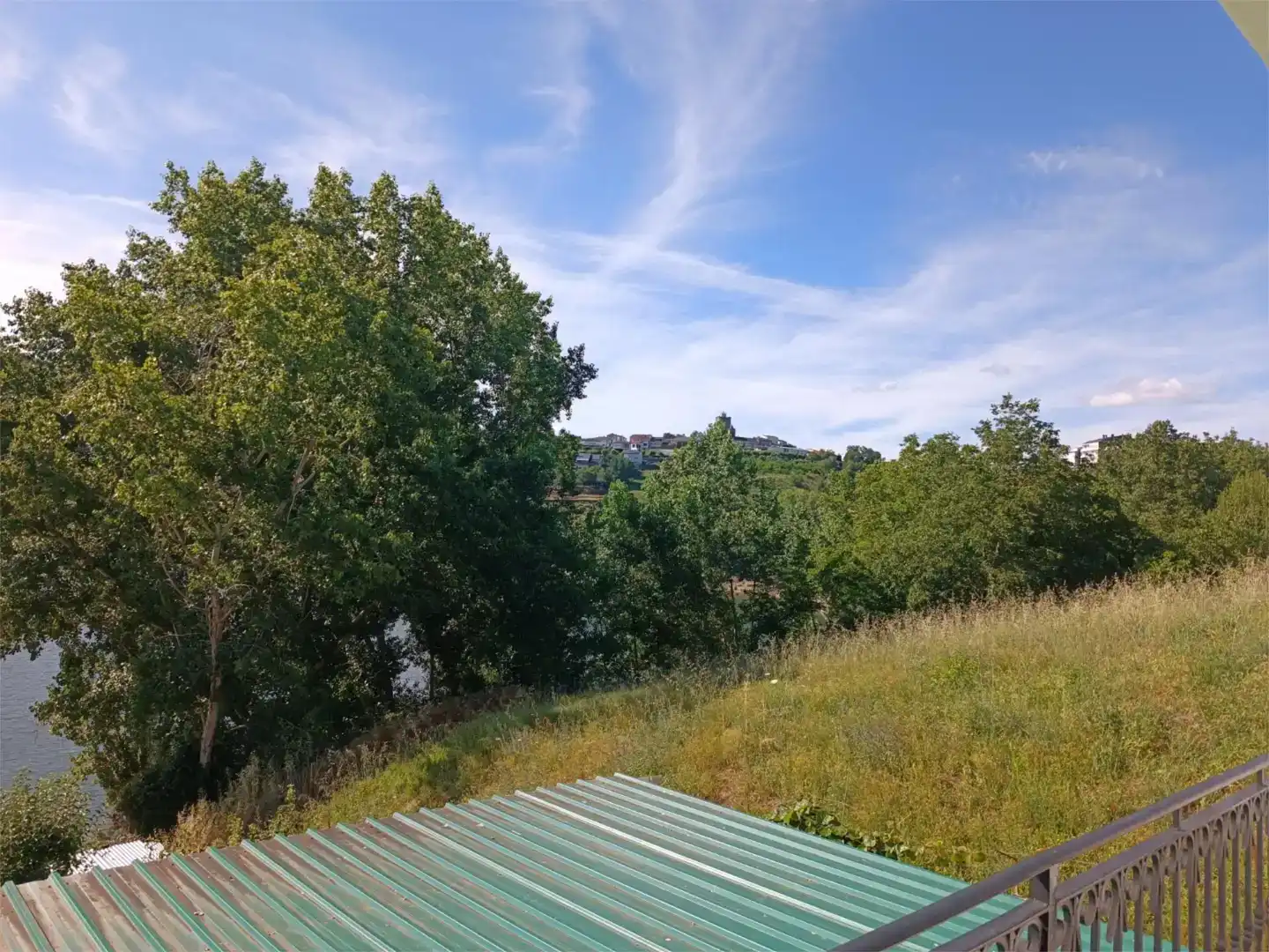 Piso en venta en Viana do Bolo con Parquet, Amueblado y Horno