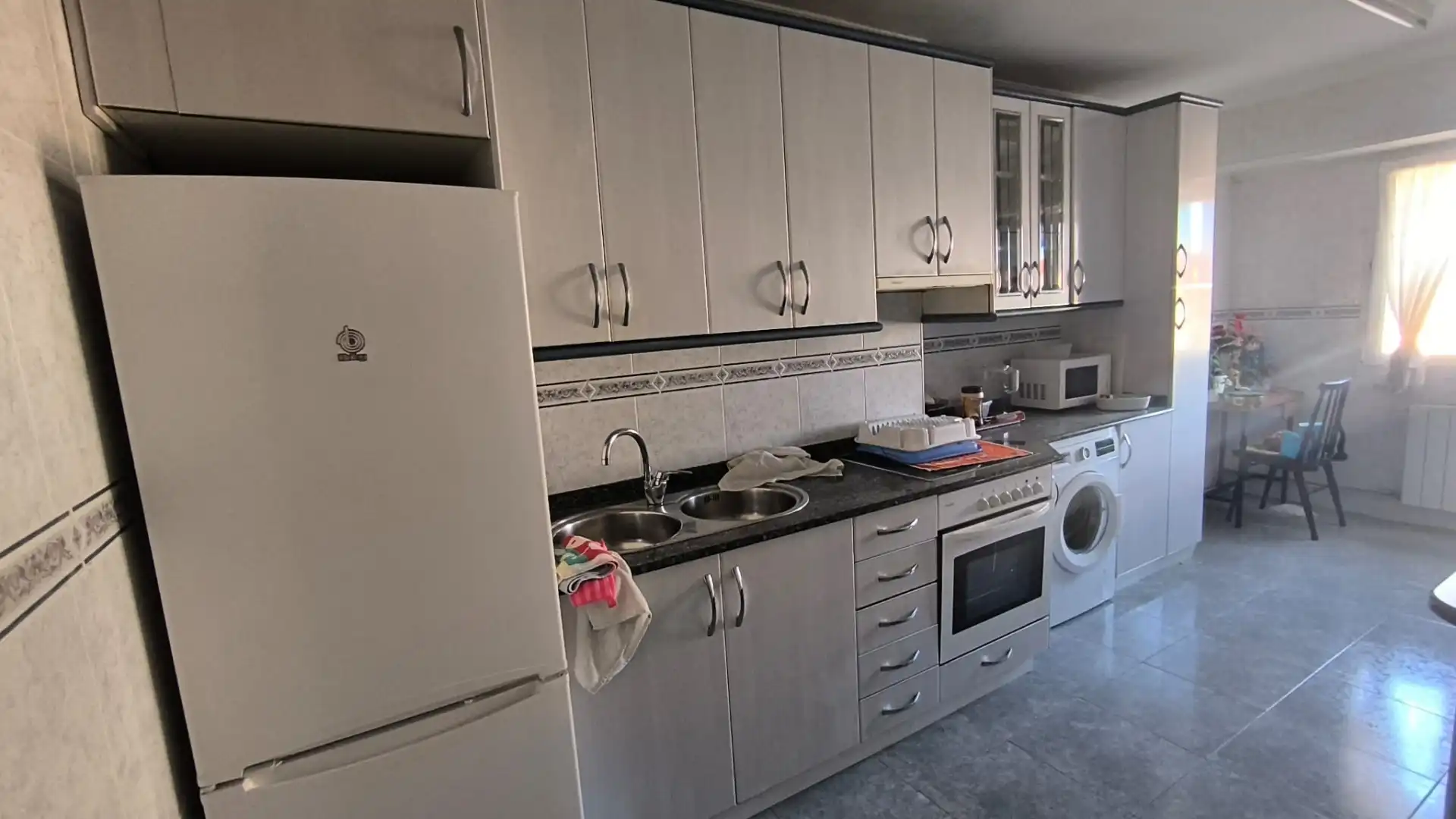Cocina de Piso en venta en Bilbao  con Calefacción, Parquet y Amueblado