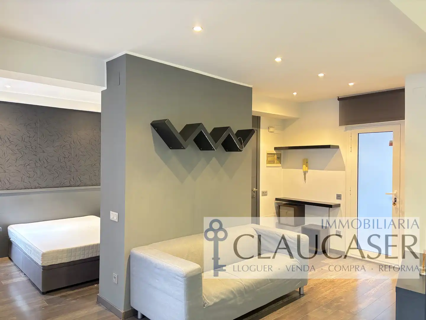 Bedroom of Flat for rent in Santa Coloma de Gramenet  with Heating, Furnished and Oven