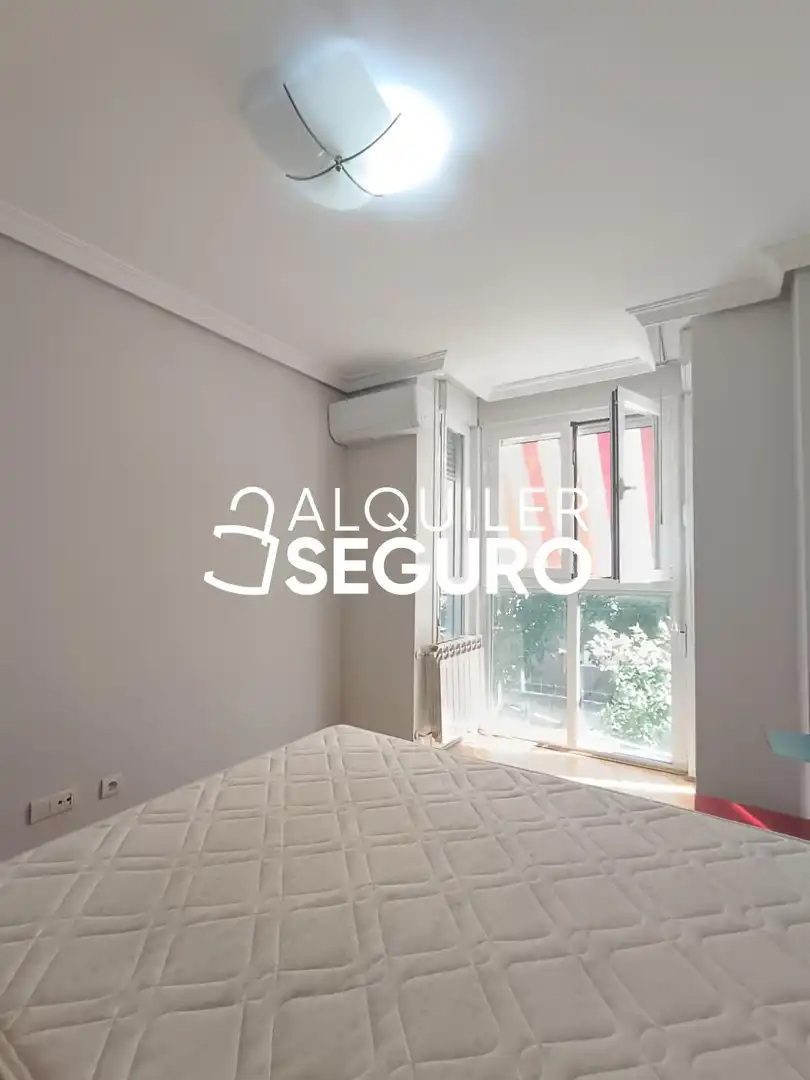 Bedroom of Flat for rent in Leganés  with Heating, Storage room and Furnished