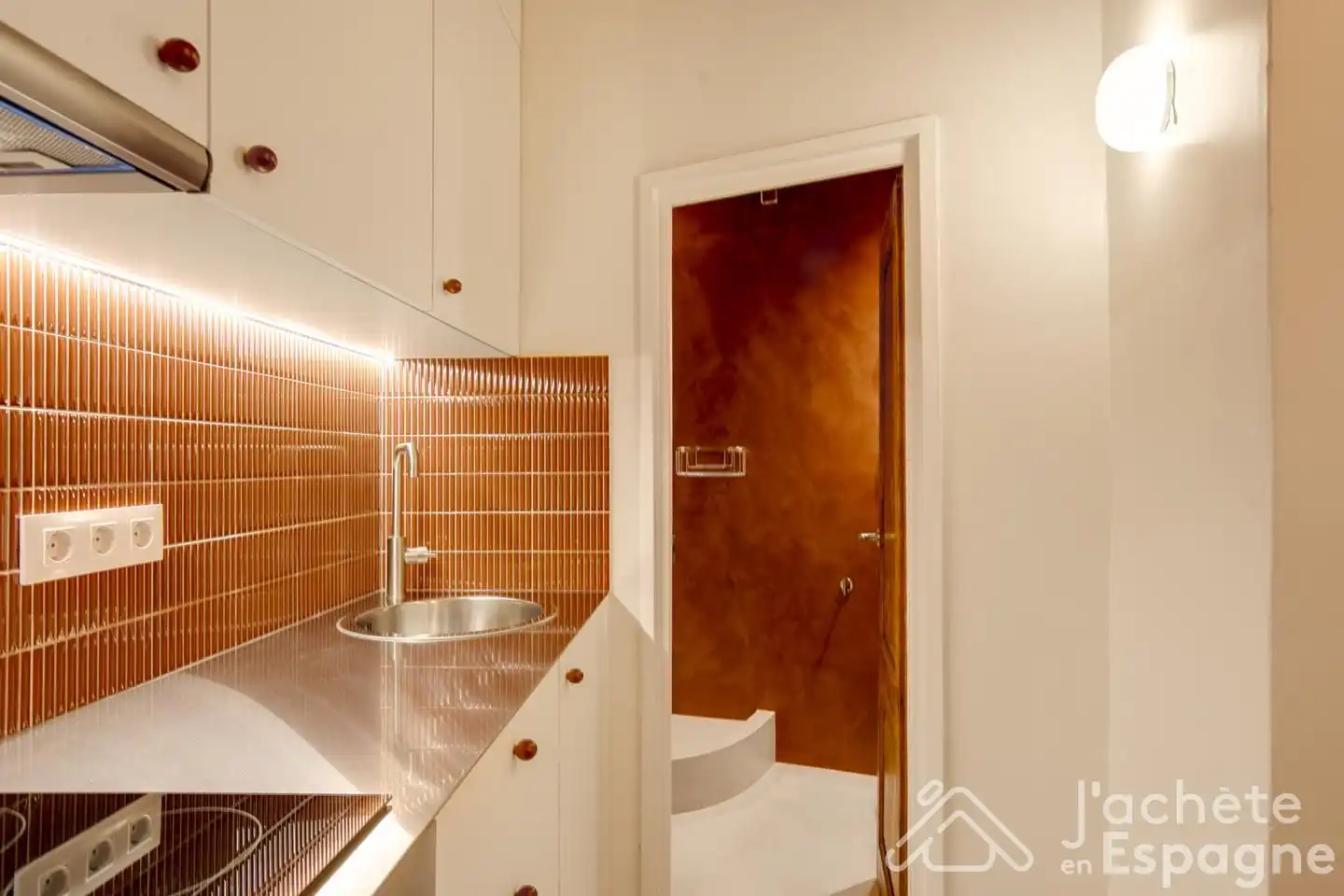 Apartment with terrace for sale in calle de les Basses de Sant Pere, imagen 11
