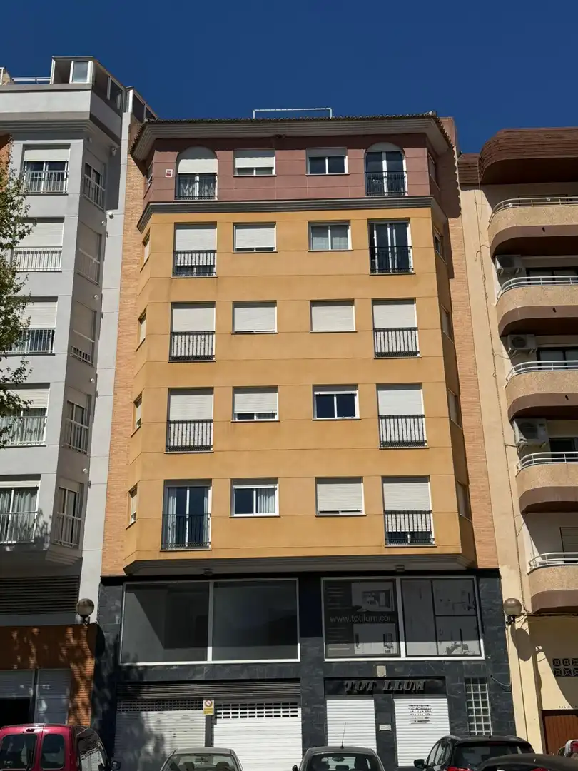 Vista exterior de Piso en venta en Tavernes de la Valldigna