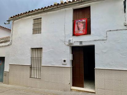 Vista exterior de Casa o xalet en venda en Guadalcanal amb Calefacció, Terrassa i Traster
