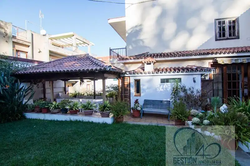 Vista exterior de Casa o chalet en venta en La Orotava con Trastero