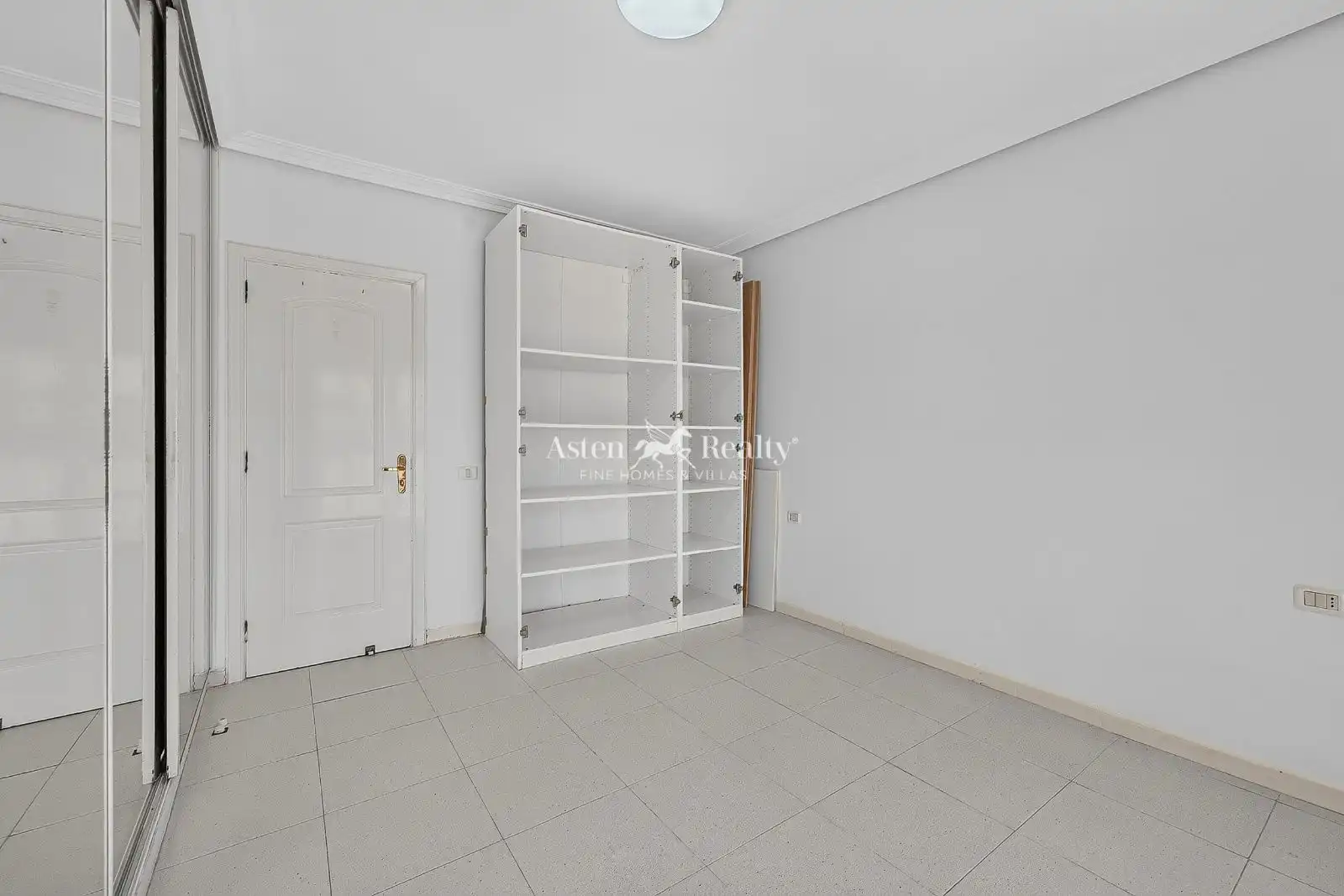 Piso en venta en San Miguel de Abona con Terraza, Piscina y Piscina comunitaria