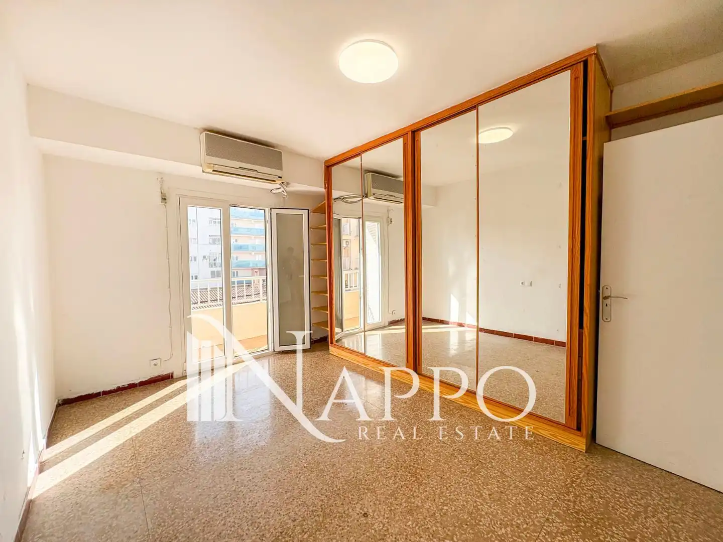 Piso en venta en  Palma de Mallorca con Aire acondicionado y Terraza