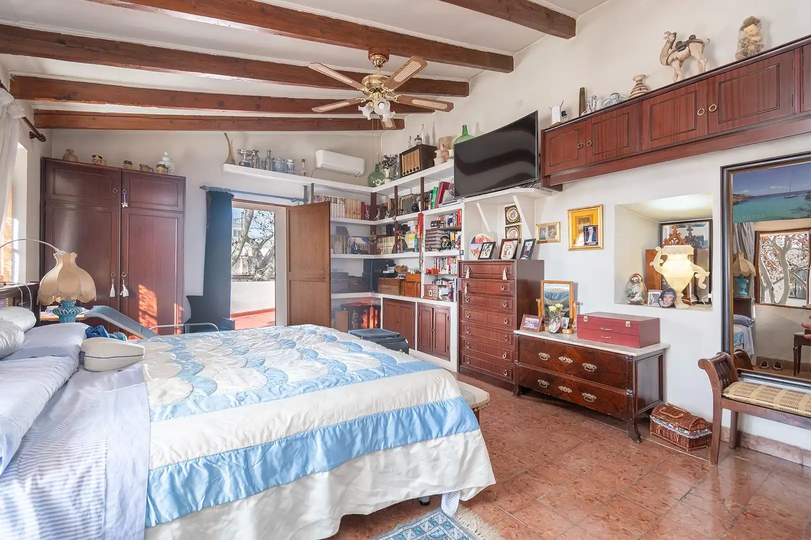 Dormitori de Casa o xalet en venda en  Palma de Mallorca amb Calefacció, Jardí privat i Terrassa