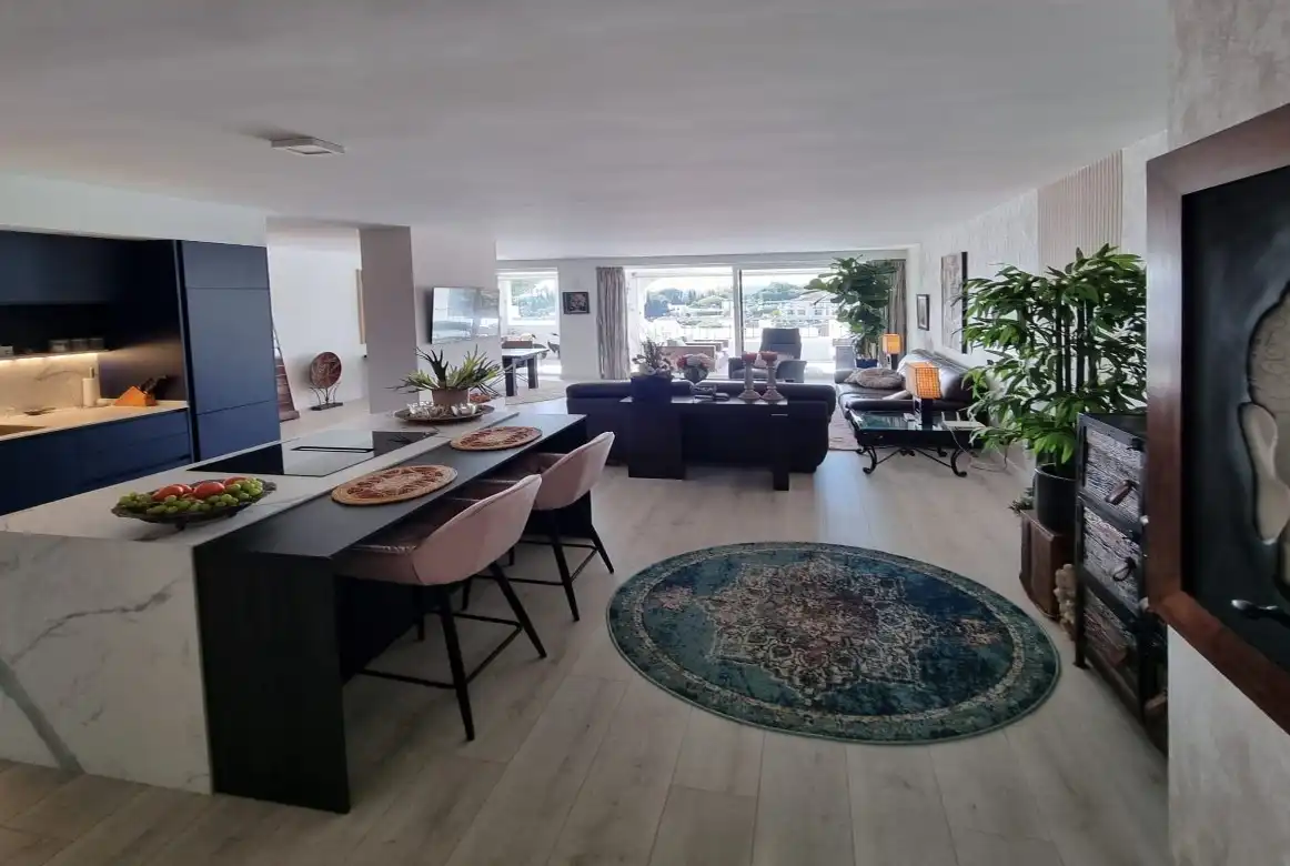 Living room of Apartments for sale in Benahavís  with Air Conditioner, Heating and Private garden