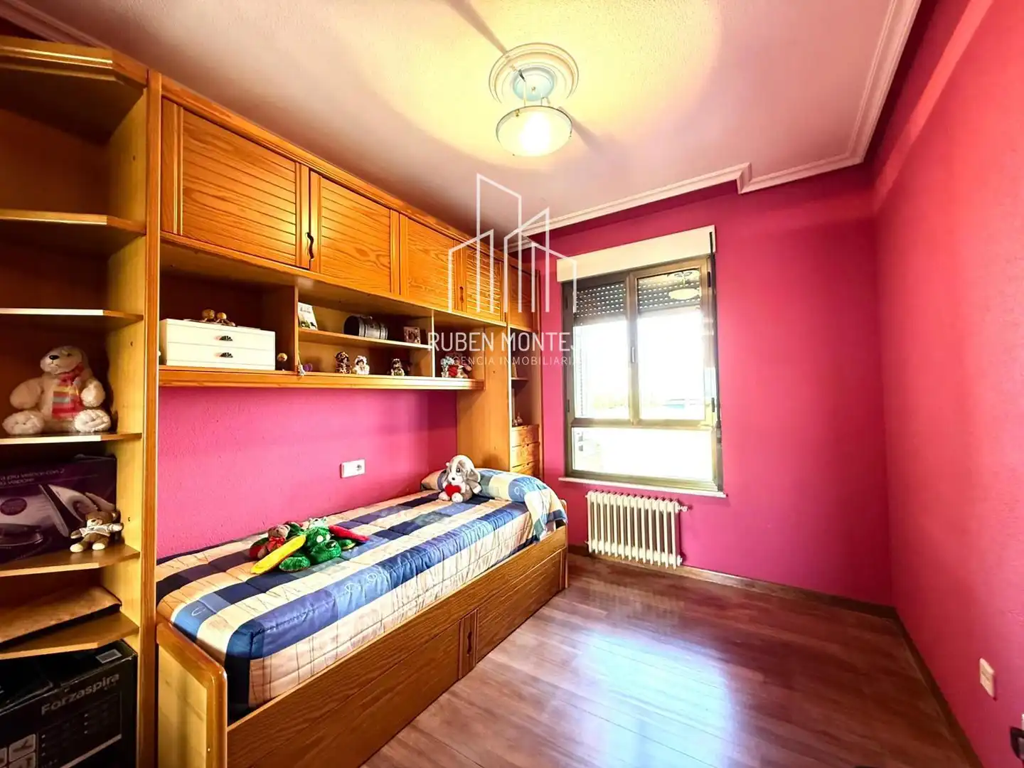Bedroom of Flat for sale in Salamanca  with Heating, Terrace and Storage room