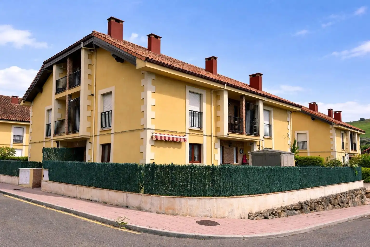 Vista exterior de Apartamento en venta en Ruiloba con Calefacción y Jardín privado