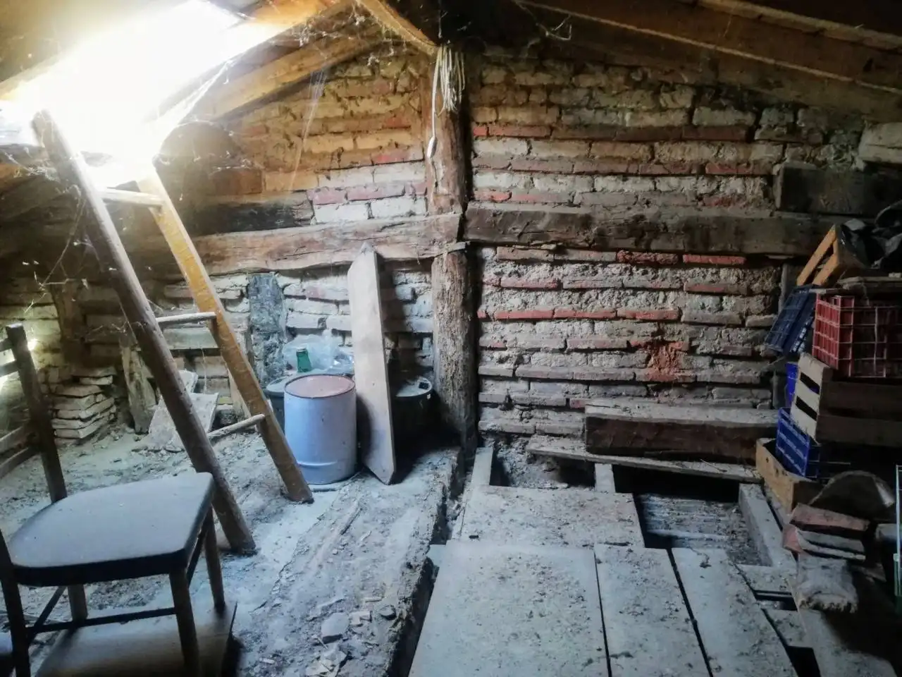 Wohnung zum Verkauf in Merindad de Cuesta-Urria mit Heizung, Abstellraum und Möbliert