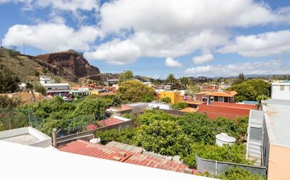 Vista exterior de Casa o xalet en venda en Tacoronte amb Jardí privat, Terrassa i Traster