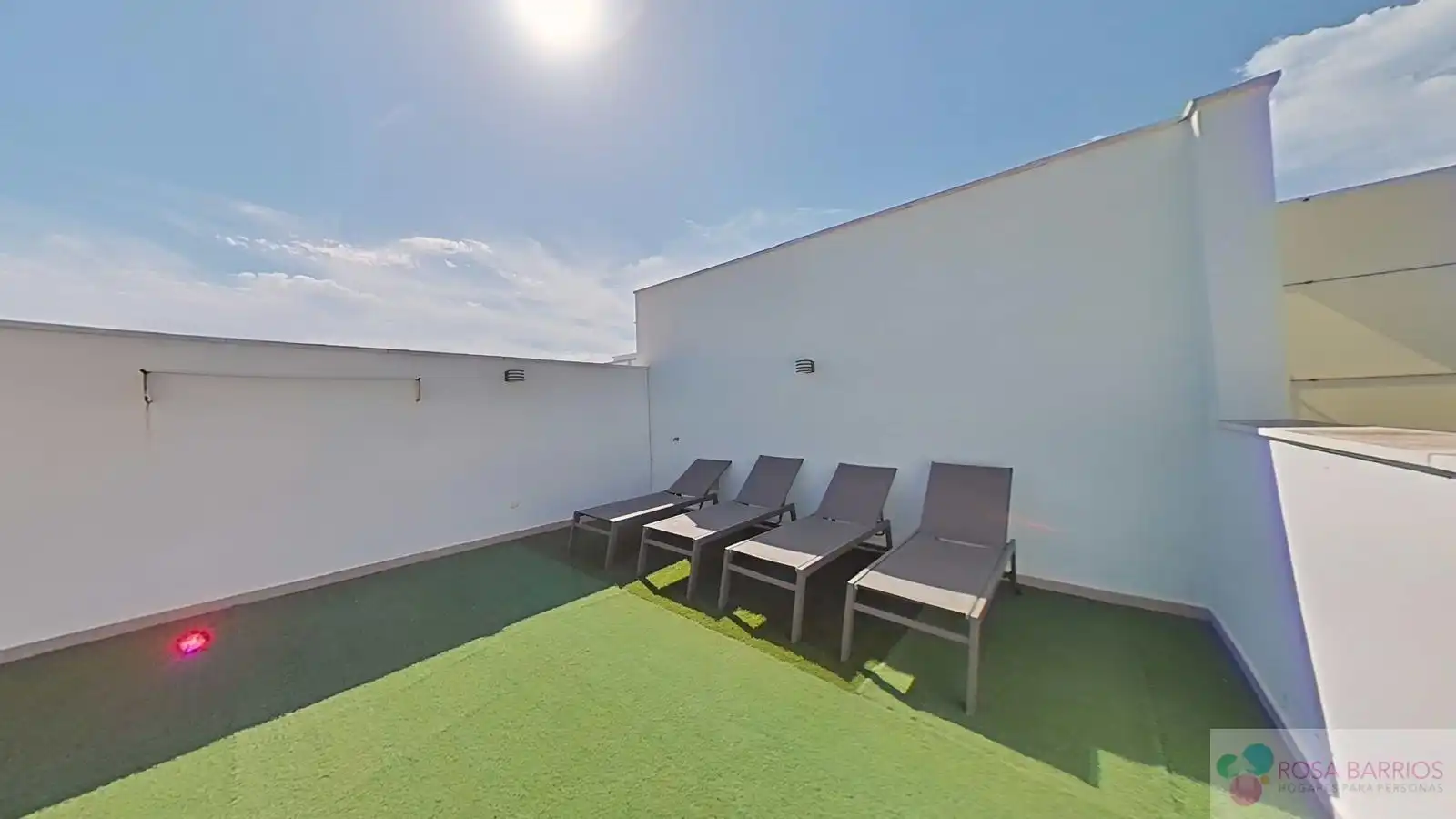 Terrasse von Dachboden zum Verkauf in Marbella mit Klimaanlage, Terrasse und Möbliert