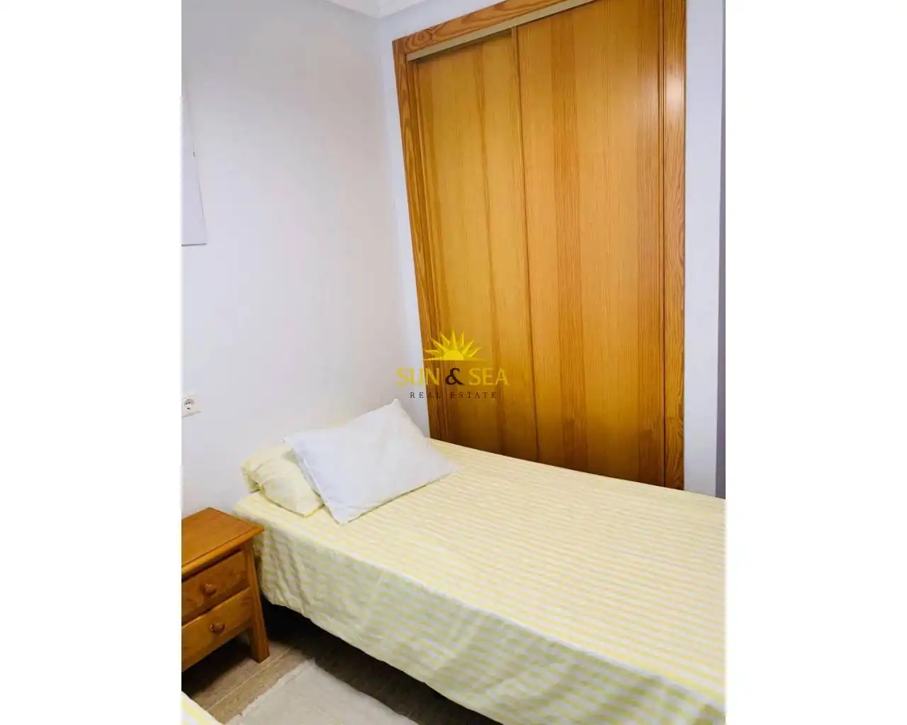 Schlafzimmer von Haus oder Chalet zur Miete in Santa Pola mit Klimaanlage, Heizung und Terrasse