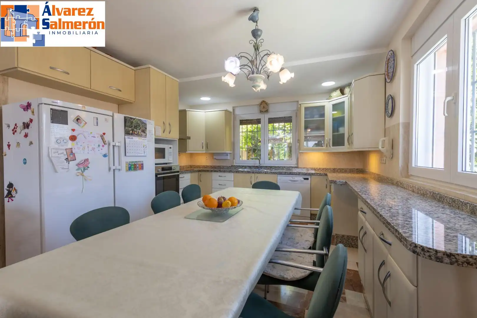 House with pool for sale in Avenida MONTEVIVE, imagen 16