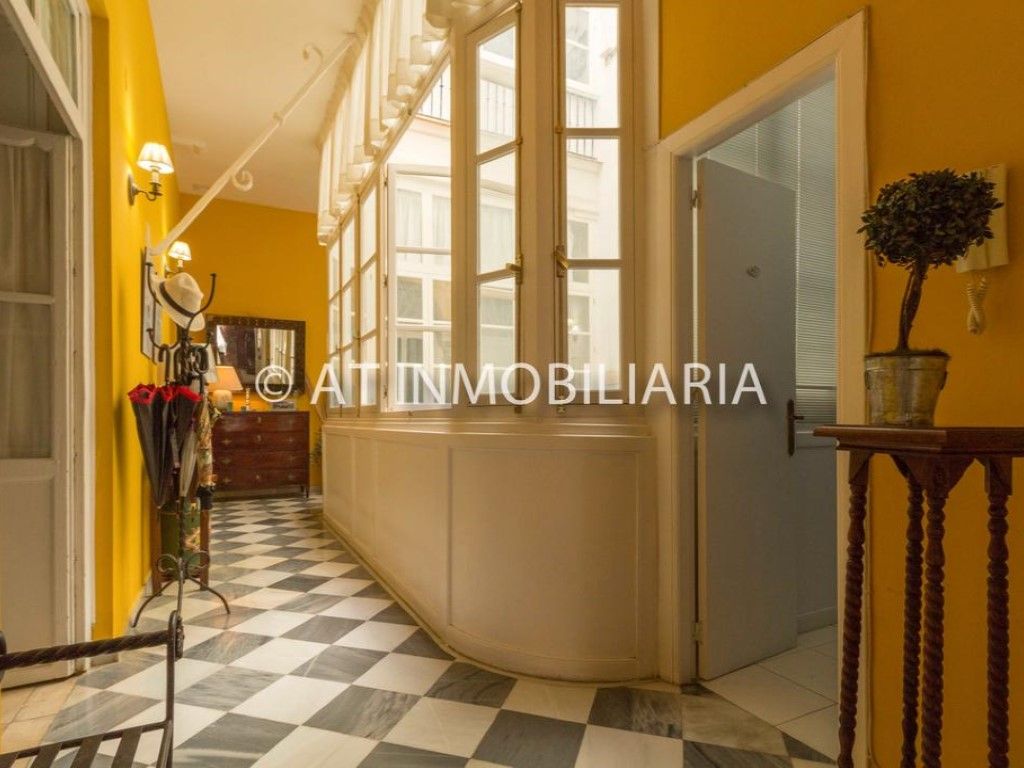 Piso en venta en  Cádiz Capital