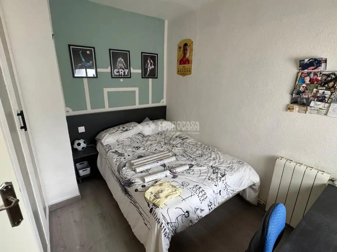 Habitación de Piso en venta en Zaragoza con Calefacción y Balcón