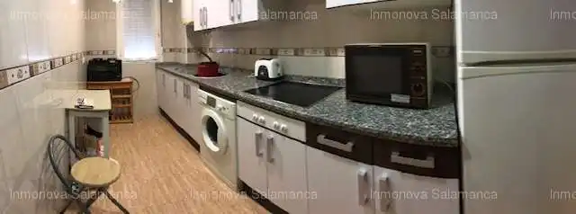 Kitchen of Flat for rent in Salamanca  with Heating, Furnished and Microwave