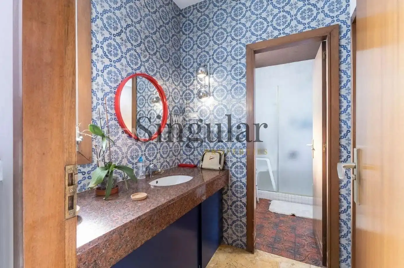 Baño de Ático en venta en Barcelona con Calefacción, Terraza y Piscina