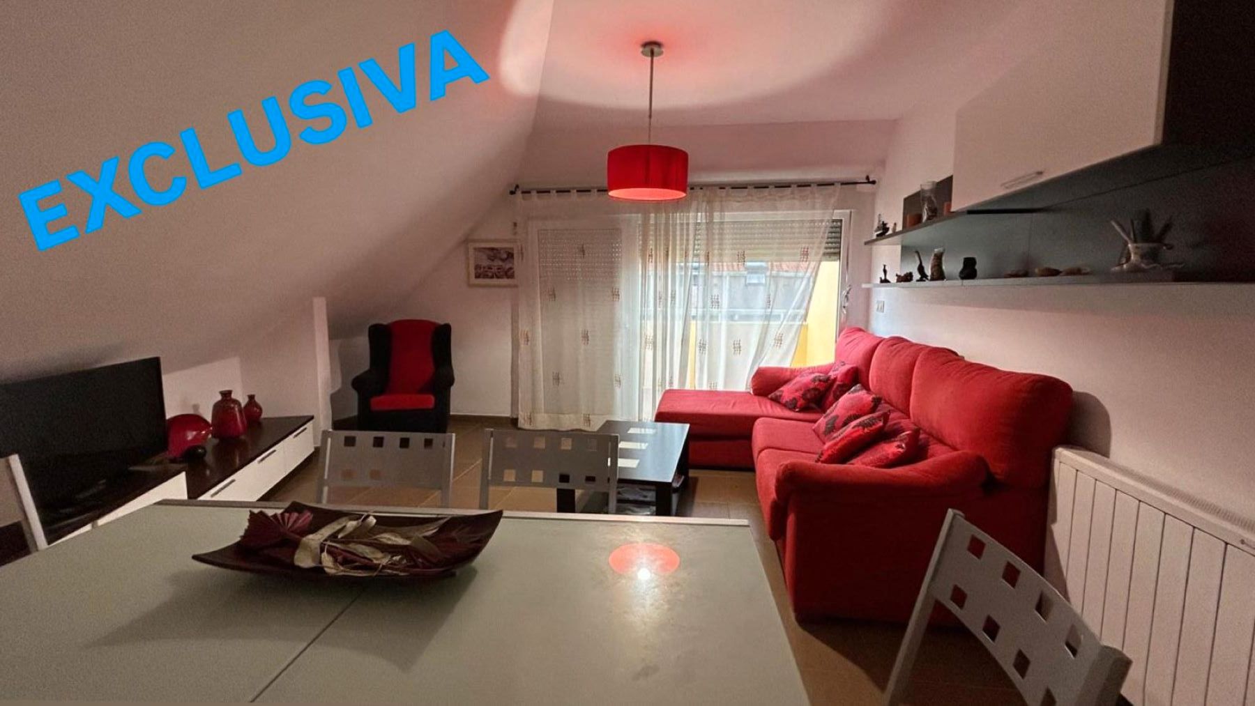 Sala de estar de Piso en venta en Ribeira con Terraza, Amueblado y Horno