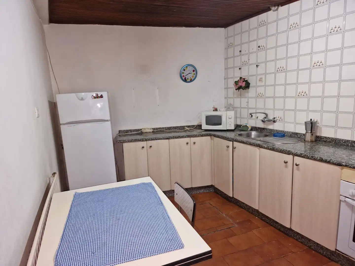 Kitchen of Houses for sale in Ourense Capital   with Terrace, Storage room and Washing machine
