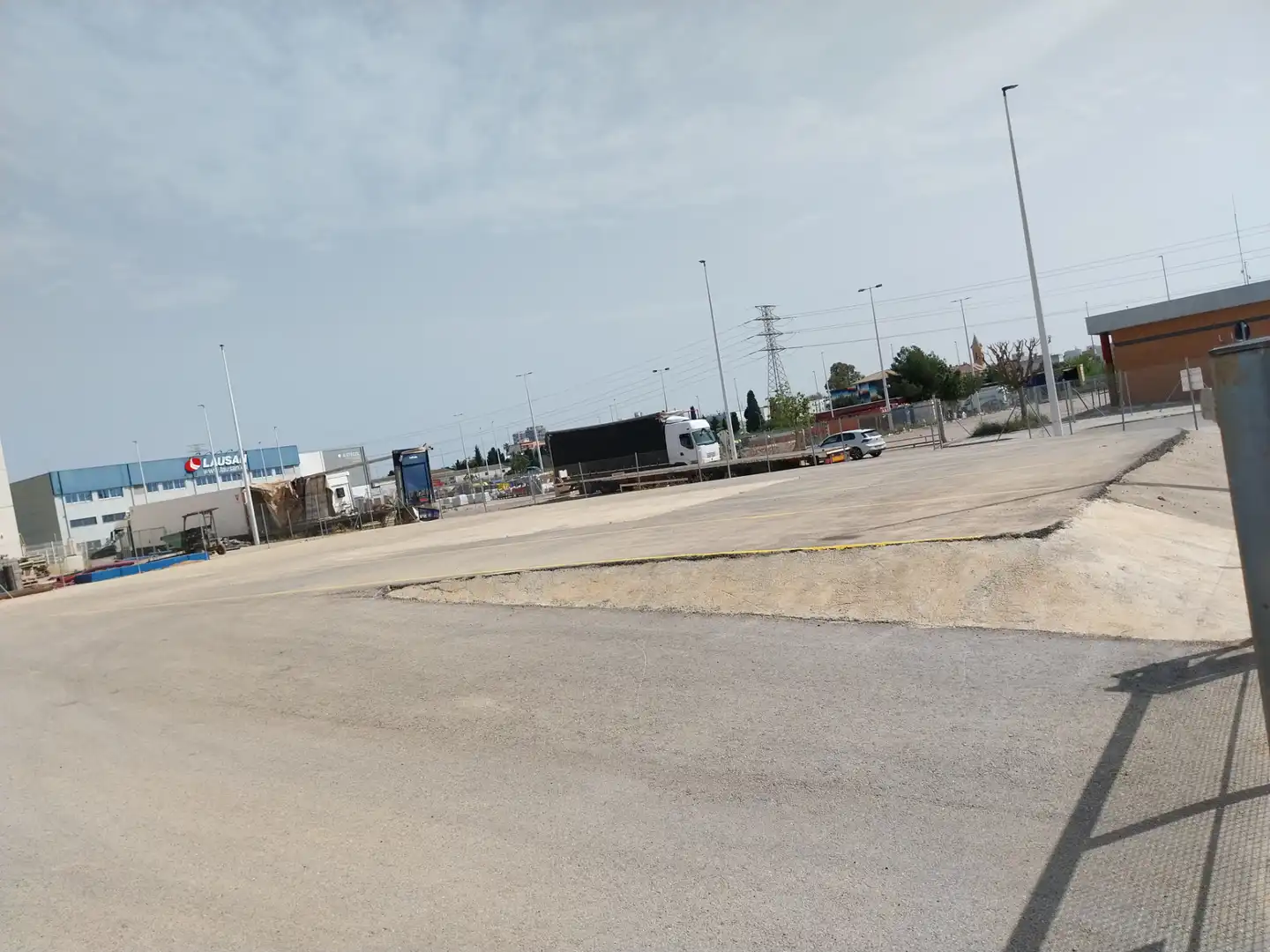 Außenansicht von Fabrik Grundstücke zur Miete in Paiporta