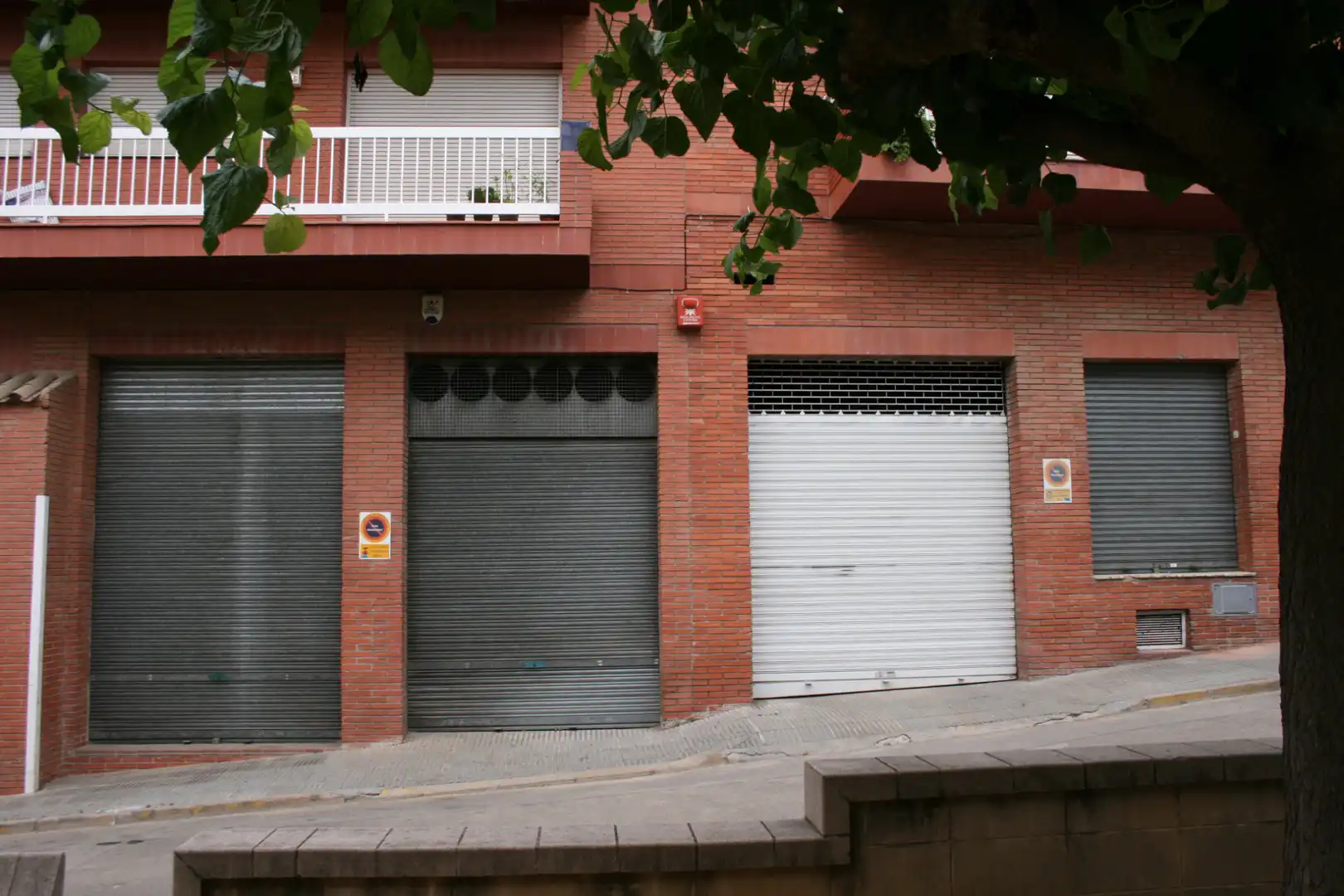 Exterior view of Commercial properties for sale in Hostalric
