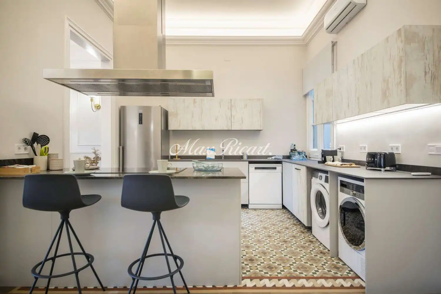 Küche von Wohnung zur Miete in Barcelona mit Klimaanlage, Heizung und Abstellraum