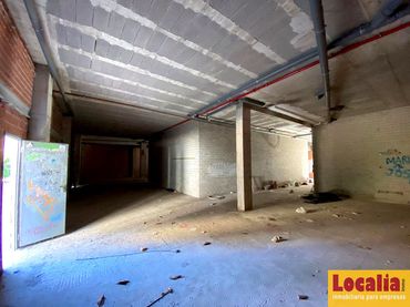Local comercial en venda a El Parque - Zapatón