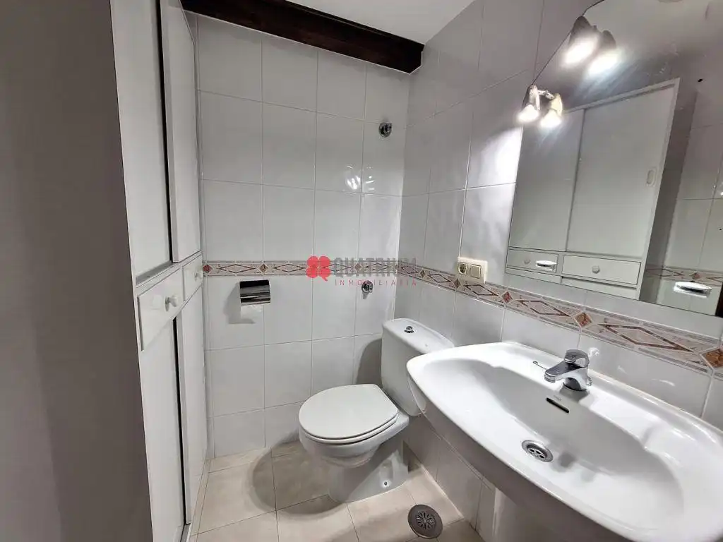 Bathroom of Flat for rent in Casco Histórico