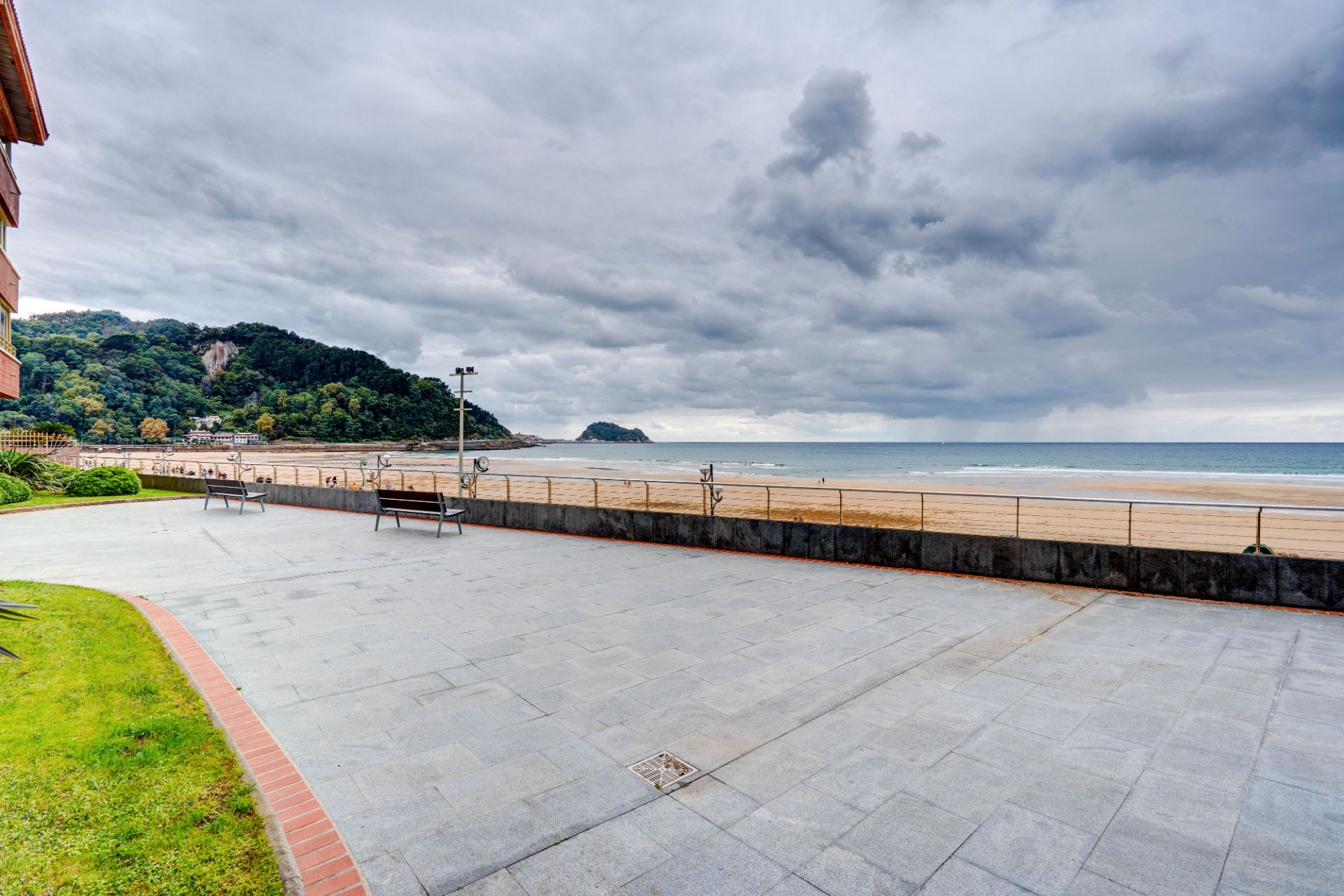 Vista exterior de Piso en venta en Zarautz con Calefacción, Jardín privado y Parquet