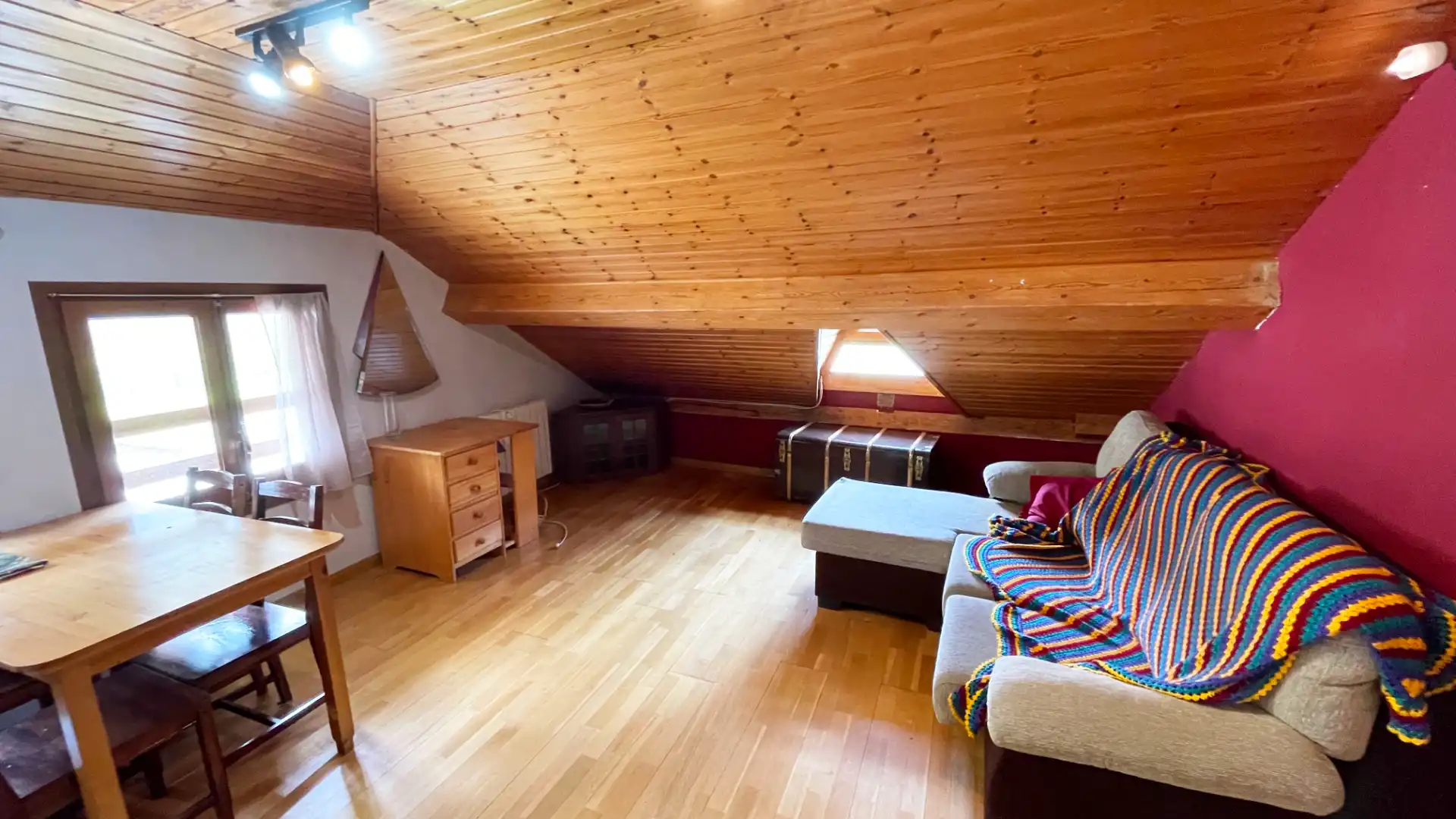 Sala d'estar de Casa o xalet en venda en Vall de Cardós amb Calefacció, Jardí privat i Parquet