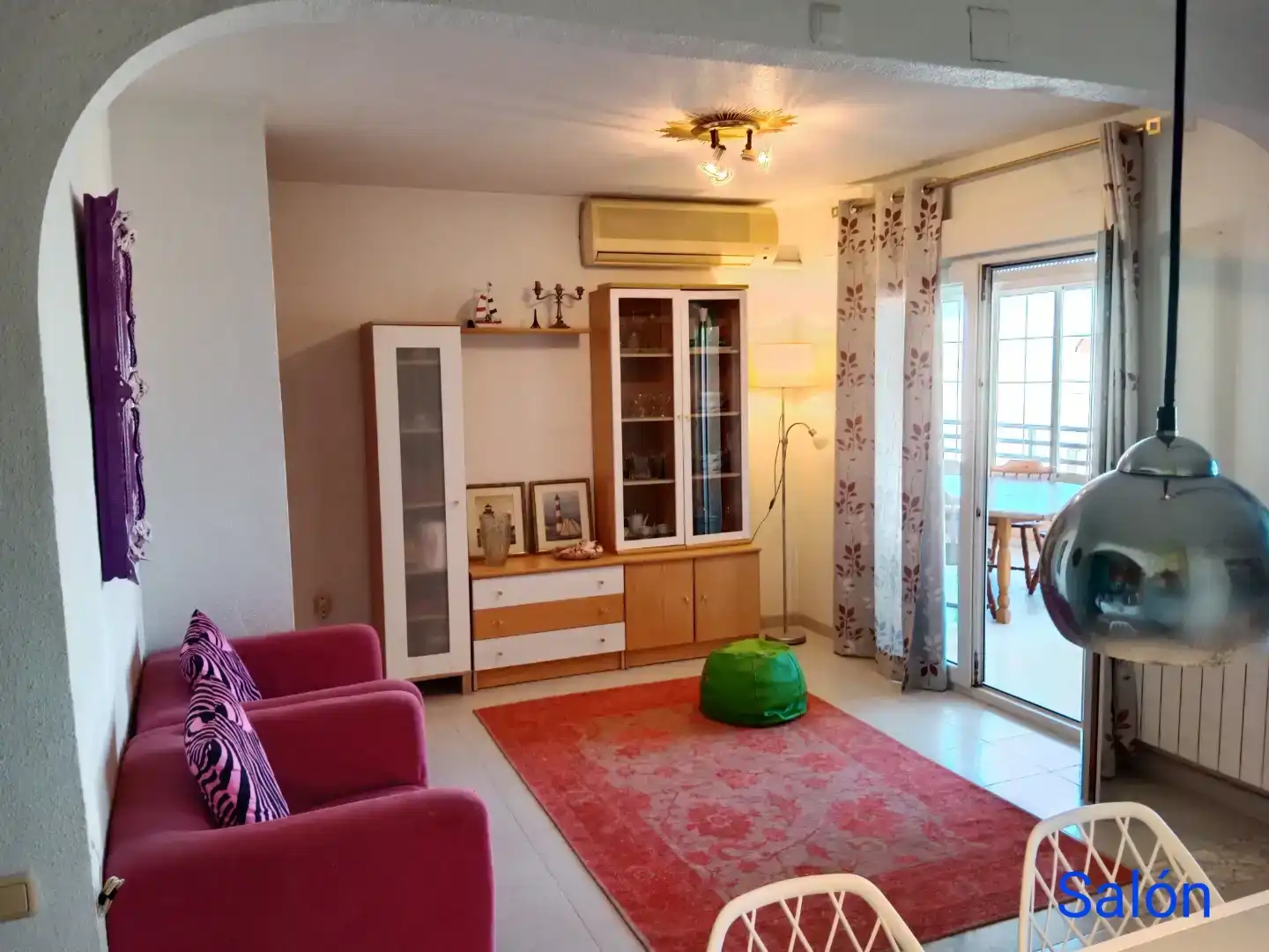 Sala de estar de Piso en venta en Torrevieja con Aire acondicionado y Balcón