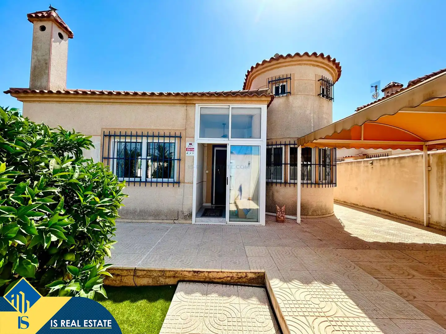 Villa avec piscine à vendre à Zona Carrefour - Urbanizaciones