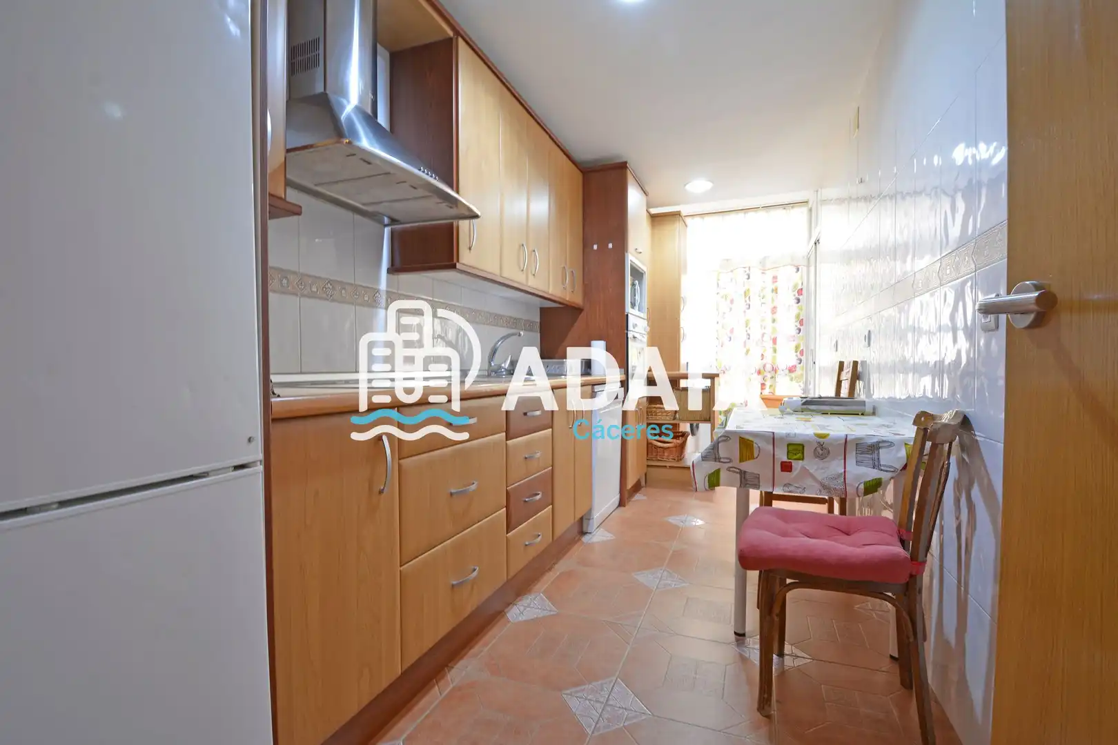 Cocina de Piso de alquiler en Cáceres con Aire acondicionado, Calefacción y Terraza
