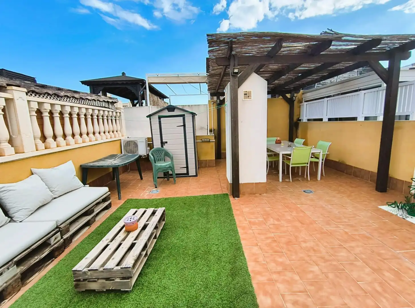 Terrassa de Casa o xalet en venda en Elche / Elx amb Aire condicionat, Jardí privat i Terrassa