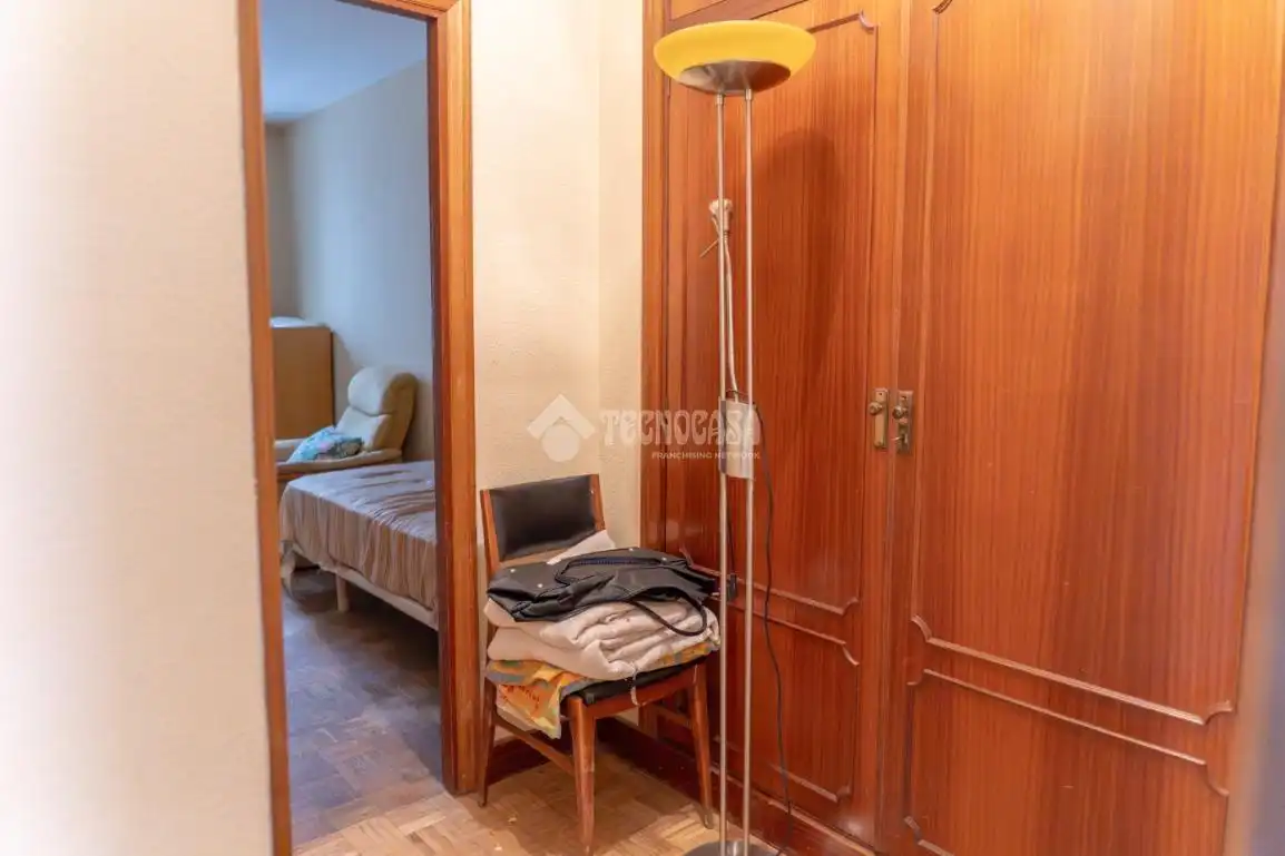 Habitación de Piso en venta en Madrid con Calefacción y Terraza